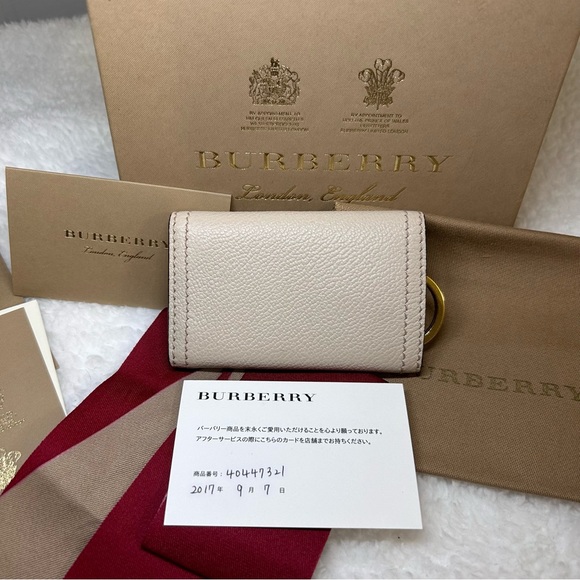 Authentic Burberry Key Holder - Picture 2 of 6